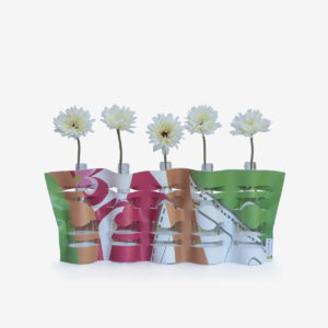 Vase modulable multicolore en bâche publicitaire recyclée.