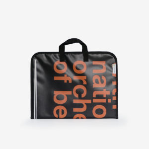 23 Sac ordinateur en bâche publicitaire.