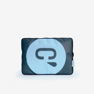 6 Housse ordinateur portable en bâche publicitaire recyclée.