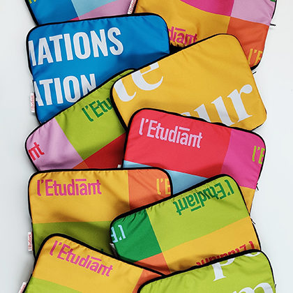 Seconde vie en housses 14 pouces des toiles de stand de L'Etudiant.